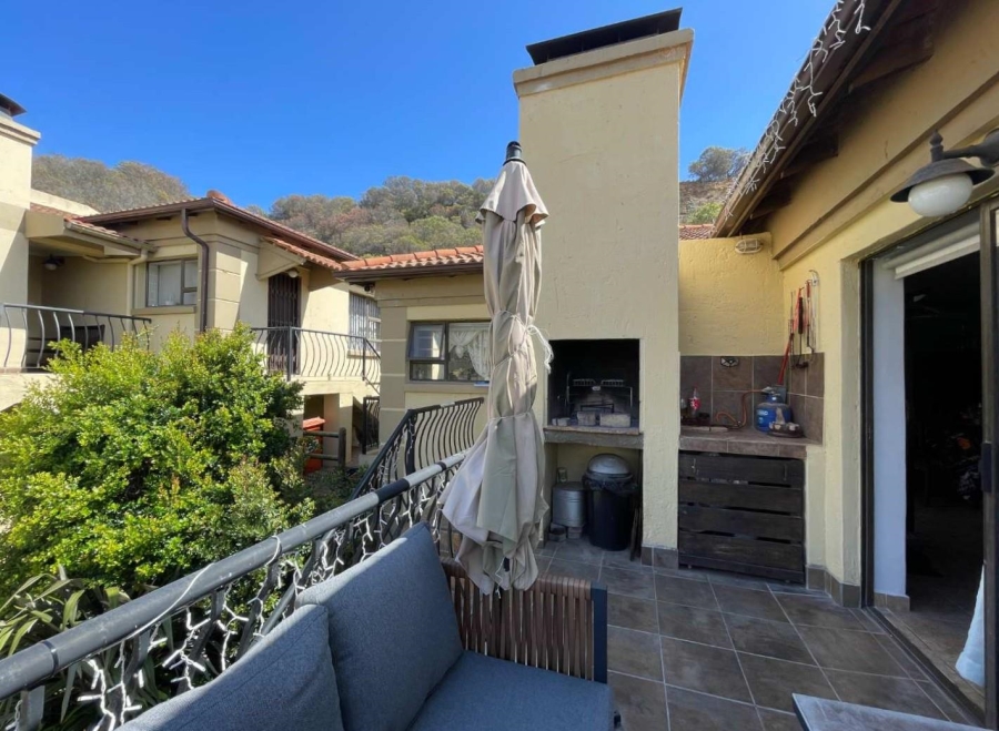 3 Bedroom Property for Sale in Seemeeu Park Western Cape